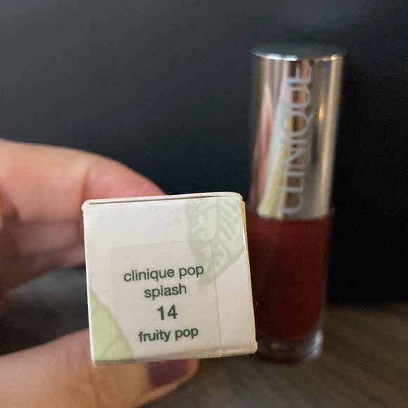 Clinique Pop Splash Lip Gloss, 17 Spritz, 0.14 Ounce brand New - Picture 3 of 5